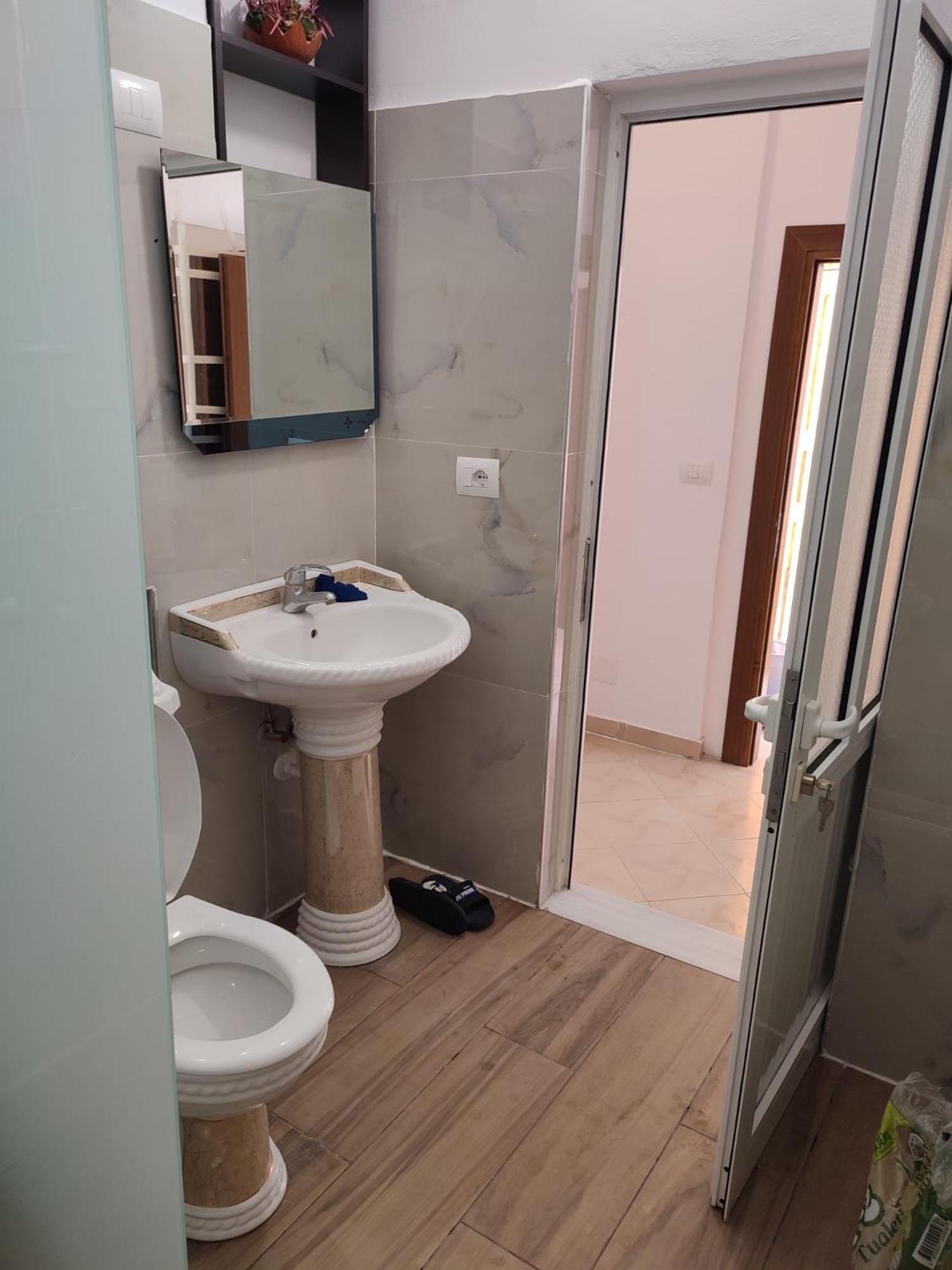 Bujtina Veritos Berat Bagian luar foto