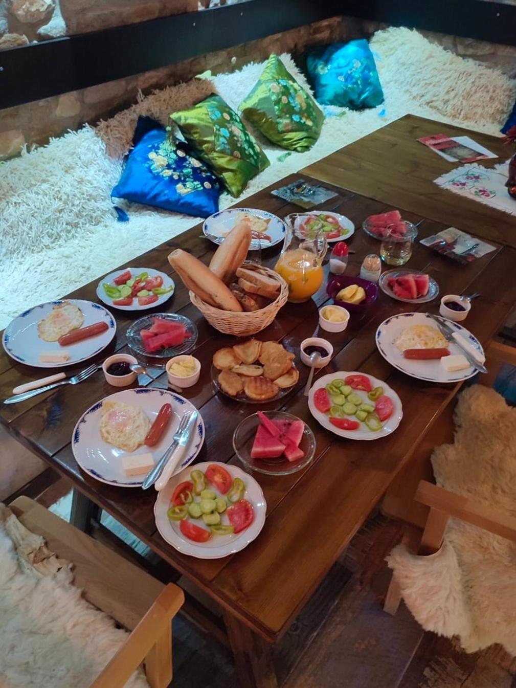 Bujtina Veritos Berat Bagian luar foto